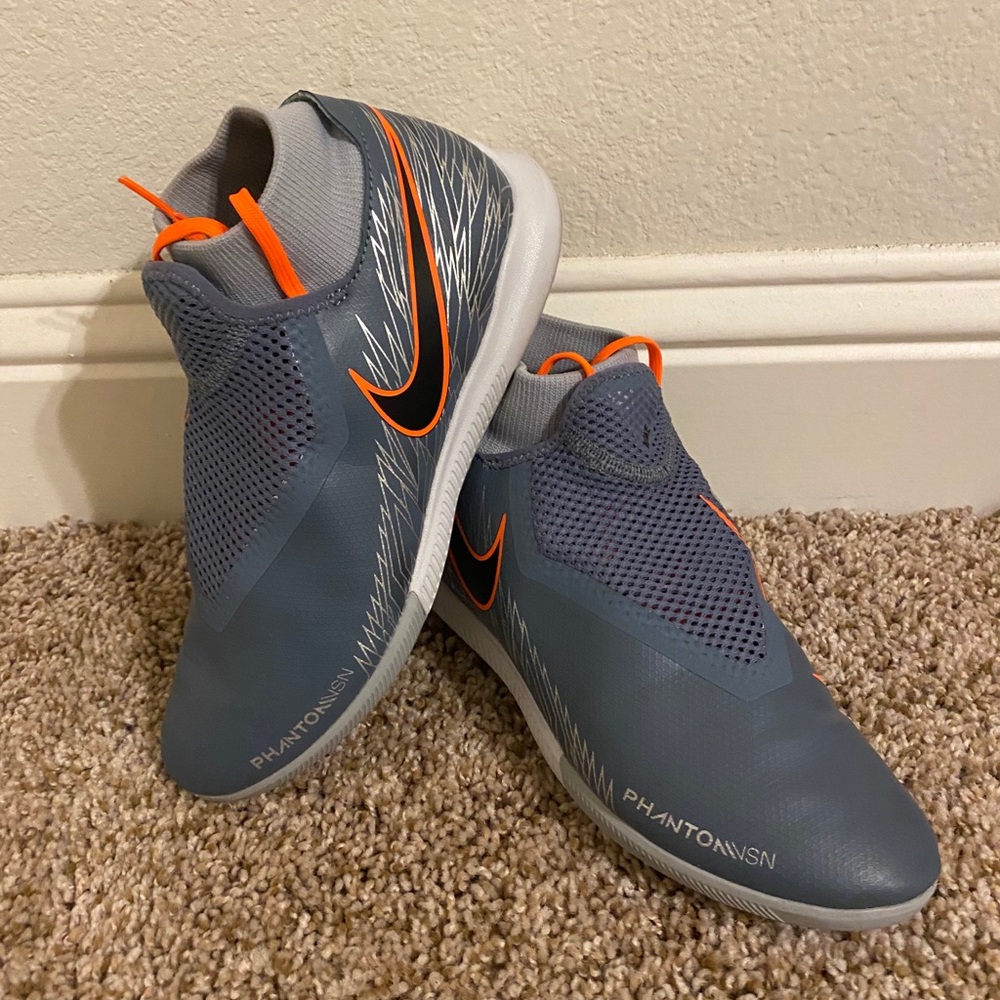 W Nike Phatom - image 2